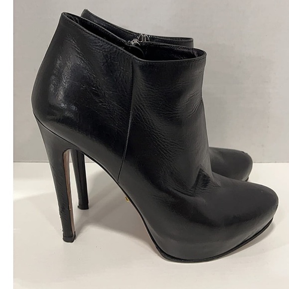 BLACK LEATHER ANKLE BOOTS - Picture 7 of 12